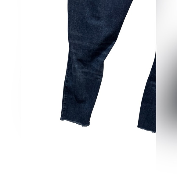 INC International Concepts Distressed Skinny Jeans - Size 8 - Picture 4 of 4